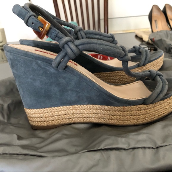 Prada platform suede heels - Picture 2 of 5